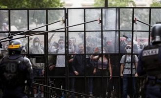 Francë: Policia përplaset me protestuesit anti-racistë