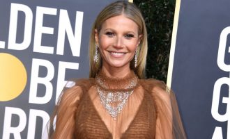 Aktorja vazhdon të provojë disa nga tretmanet më të ‘çmendura’ të bukurisë