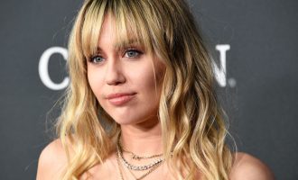 Miley Cyrus dhe seksi në kohën e Covid-it