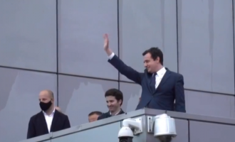 Pal Lekaj kritikon Kurtin për përshendetjen e tij.