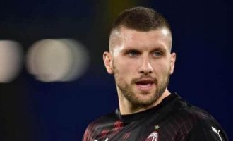 Rebiç: Do të qëndroj të Milani