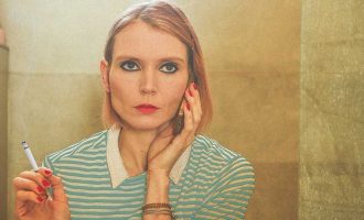 Fotografja autoportetet e së cilës inspirohen nga pikturat dhe kinemaja