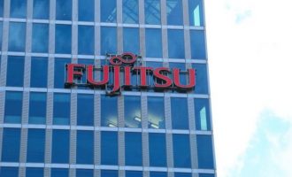 Firma teknologjike Fujitsu shpalos planin permanent për punë nga shtëpia