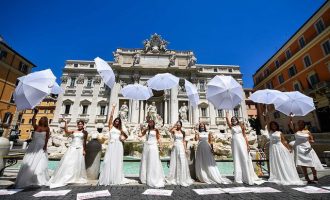 Nuset dalin në protesta: Lejoni dasmat!