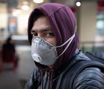 Ekspertët shëndetësorë kundërshtojnë përdorimin e kësaj maske për fytyrë