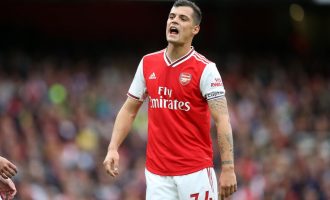 Reagon Granit Xhaka pas humbjes së Arsenal ndaj Aston Villa