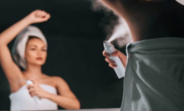 Deodoranti shkakton kancer – Çfarë thonë ekspertët?