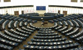 Në Parlamentin Evropian, vidhen kompjuterët e deputetëve