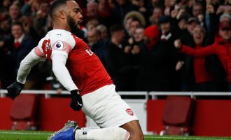 Shikojeni këtë super super gol që sapo e shënoi Lacazette kundër Tottenham (VIDEO)