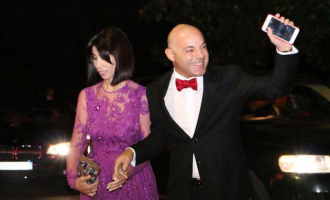 Blend Fevziu i dashuruar në shikim të parë: Iu deshën 11 vjet që të ritakonte bashkëshorten