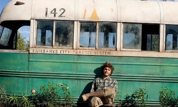 Autoritetet detyrohen ta heqin autobusin e famshëm të filmit “Into the Wild” (VIDEO)