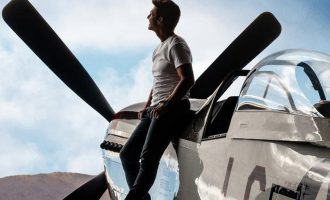 Top Gun: Maverick i Tom Cruise u xhirua me avionë të vërtetë