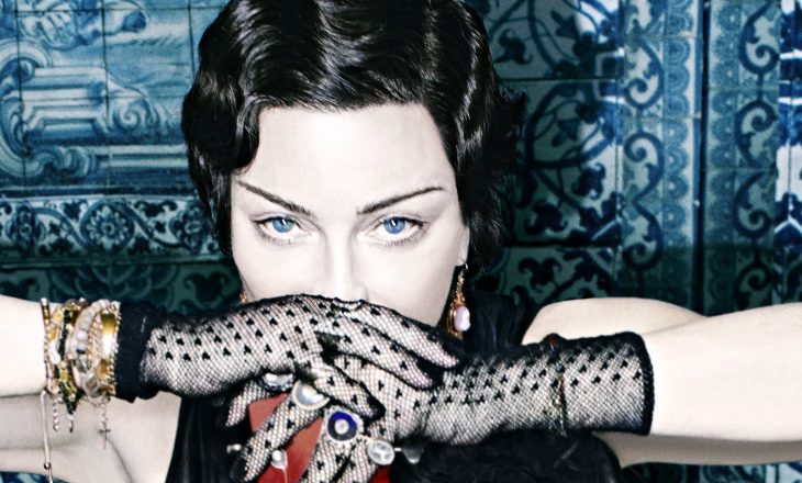 Madonna kritikohet për shprëndarjen e videos me përmbajtje konspirative