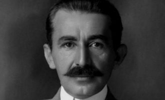 Hashim Thaçi vlerëson figurën e Hasan Prishtinës