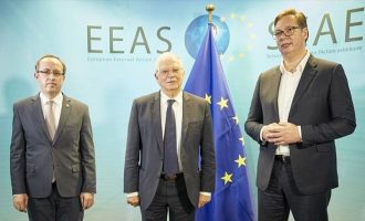 Borell e pranon se biseda në mes të Hotit e Vuçiq ishte e vështirë