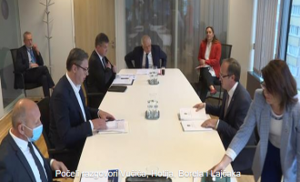 Fillon takimi në mes të Hotit, Vuçiq, Borell e Lajçak