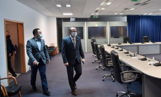 Hoti informon liderët partiakë për Samitin e Parisit