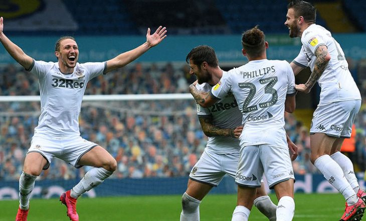 Pas 16 viteve Leeds United kthehet në Premier Ligë