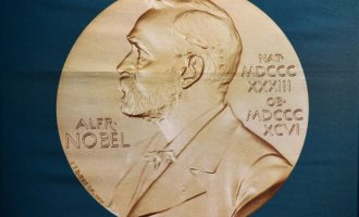 Si pasojë e coronavirus-it anulohet edhe banketi për çmimet Nobel