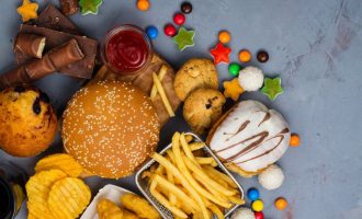 Këto ushqime kaq të dashura për ju nuk i bëjnë aspak mirë trurit tuaj