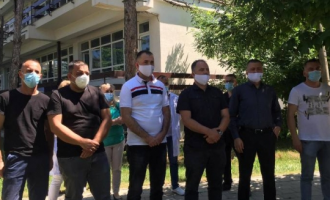 Infermierët dhe mamitë mirëpresin anulimin e Ligjit për Paga: Thonë se ishte diskriminues