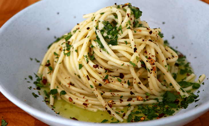 E lehtë, e shpejt, e shijshme – Kjo recetë shpagetash do të jetë e preferuara juaj