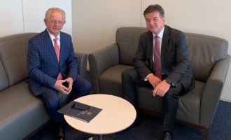 Lajçak takon Hysenin dhe Gjuriqin në Bruksel