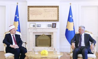 Presidenti komenton nisjen e Xhamisë së re në Prishtinë