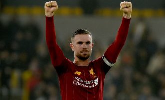 Jordan Henderson shpallet lojtari i sezonit në Premier Ligë