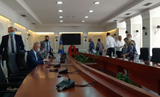 Dështon raportimi i Veliut para komisionit – kishte kohë veç 45 minuta