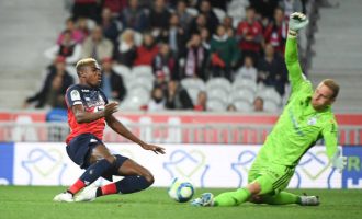 Pas kthimit nga lëndimi, Osimhen infektohet me COVID-19