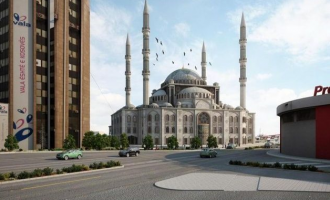 Nis ndërtimi i Xhamisë Qendrore në kryeqytet pas 8 vitesh, Tërnava e quan atë “bukuroshe” të Prishtinës