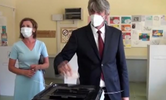 Sela: Partitë shqiptare në pushtet po bëjnë presion dhe shantazh te qytetarët