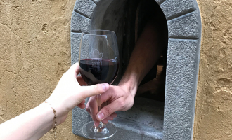 Coronavirus-i ka rikthyer ‘vrimat e vogla të verës’ në Itali