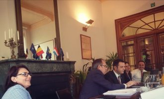 Shefja e kabinetit të Avdullah Hotit i reagon Selim Selimit