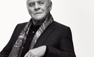 Anthony Hopkins 82-vjeçar, lë nën hije vallëzuesit në TikTok