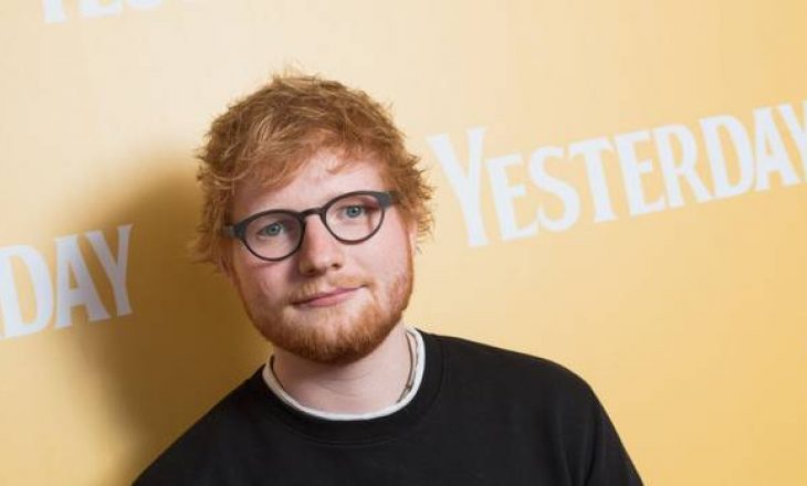 Ed Sheeran bleu prona në vlerë prej 100 milionë dollarë me para në dorë