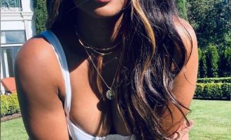 Pas lindjes së djalit, këngëtarja nisë punën për të humbur 22 kilogramë