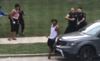 Detaje të reja nga vrasja e Jacob Blake në SHBA – “fëmijët e tij ishin në makinën ku u qëllua nga policia”