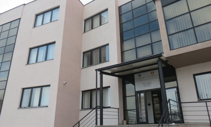 Prokuroria në Gjilan i ndalon pesë prokurorë