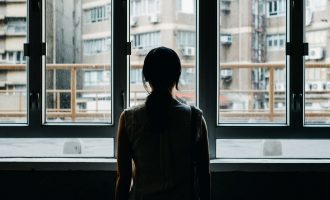 Izolimi mund të ketë ndryshuar personalitetin tuaj