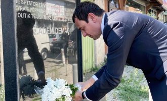 Albin Kurti përkujton 22 vjetorin kur Demaçi mori detyrën në UÇK