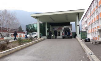 16 të infektuar me COVID-19 në gjendje të rëndë shëndetësore në Spitalin e Pejës