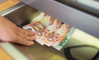 Nga sot fillon ekzekutimi i 170 eurove nga Pakoja Emergjente