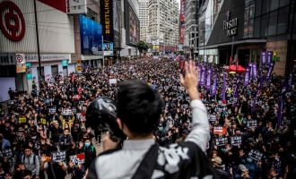 Vazhdojnë arrestimet e njerëzve me influencë në Hong Kong