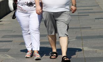 Obeziteti rrit rrezikun e komplikimeve nga Covid-19, dëmton efikasitetin e vaksinave, zbulon studimi