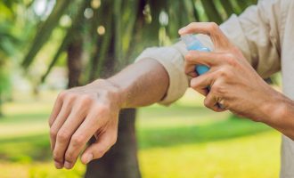 Shkencëtarët zbulojnë se ky përbërës në ilaçet kundër insekteve mund të vrasë COVID-19