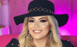 Çfarë kuptimi ka tatuazhi i ri i Fifit?