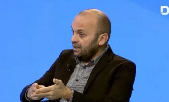 Mushkolaj thotë se Isa Mustafa me lehtësi po e pranon koalicionin me PDK-në