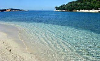 Mbi 800 mijë qytetarë nga Kosova shkuan në Shqipëri për pushime gjatë muajit gusht